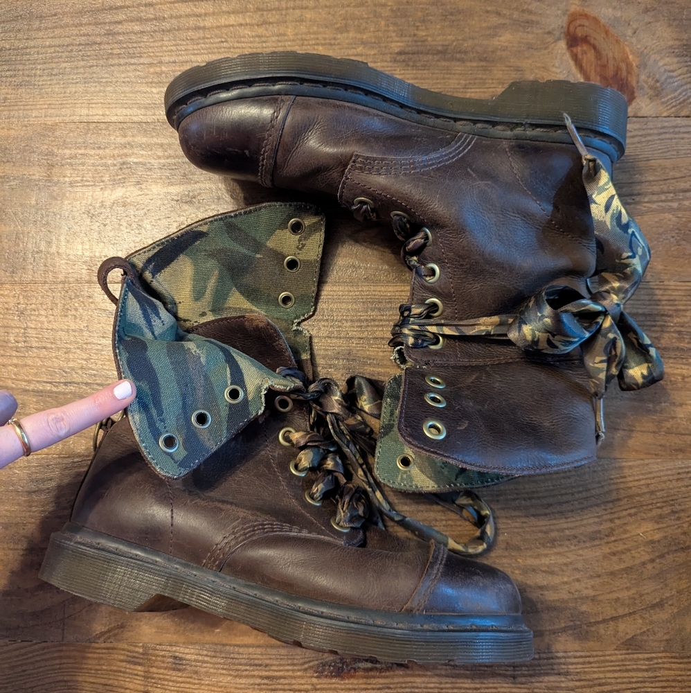 Dr Martens Triumph Boots Moto Camouflage size us 10